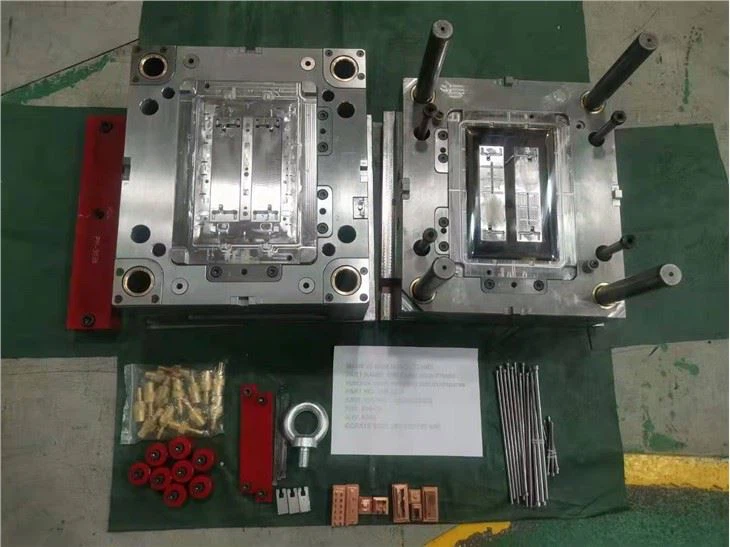 Uy elektroniği Plastik qarshi qoliplarini tayyorlash