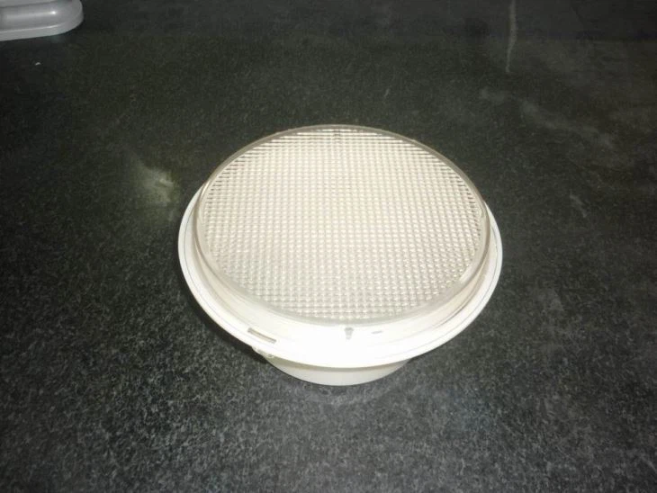 Chiroq qopqog'i bazasi plastik qismlar qolip dizayni